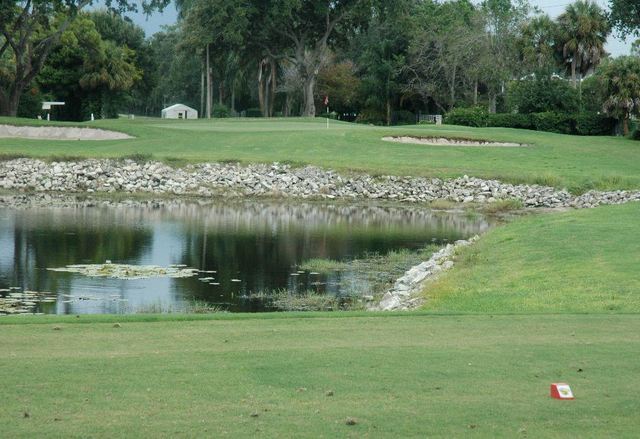 Cove Cay C.C. golf course - hole 12